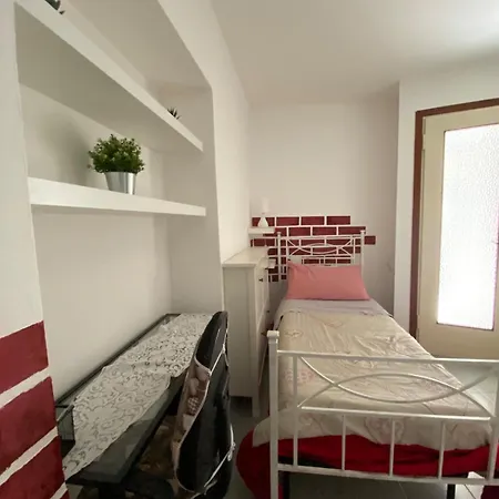 Ca Lina With Private Parking Space Lecco